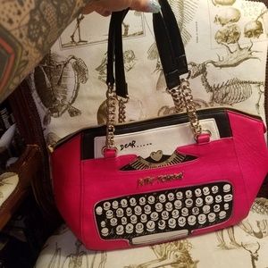 betsey johnson typewriter bag
